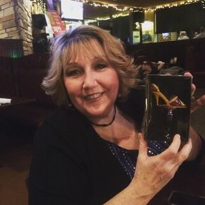Meet your Posher, Debbie